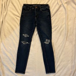 American Eagles Skinny Jeans including: size 6, jeggings, barely worn